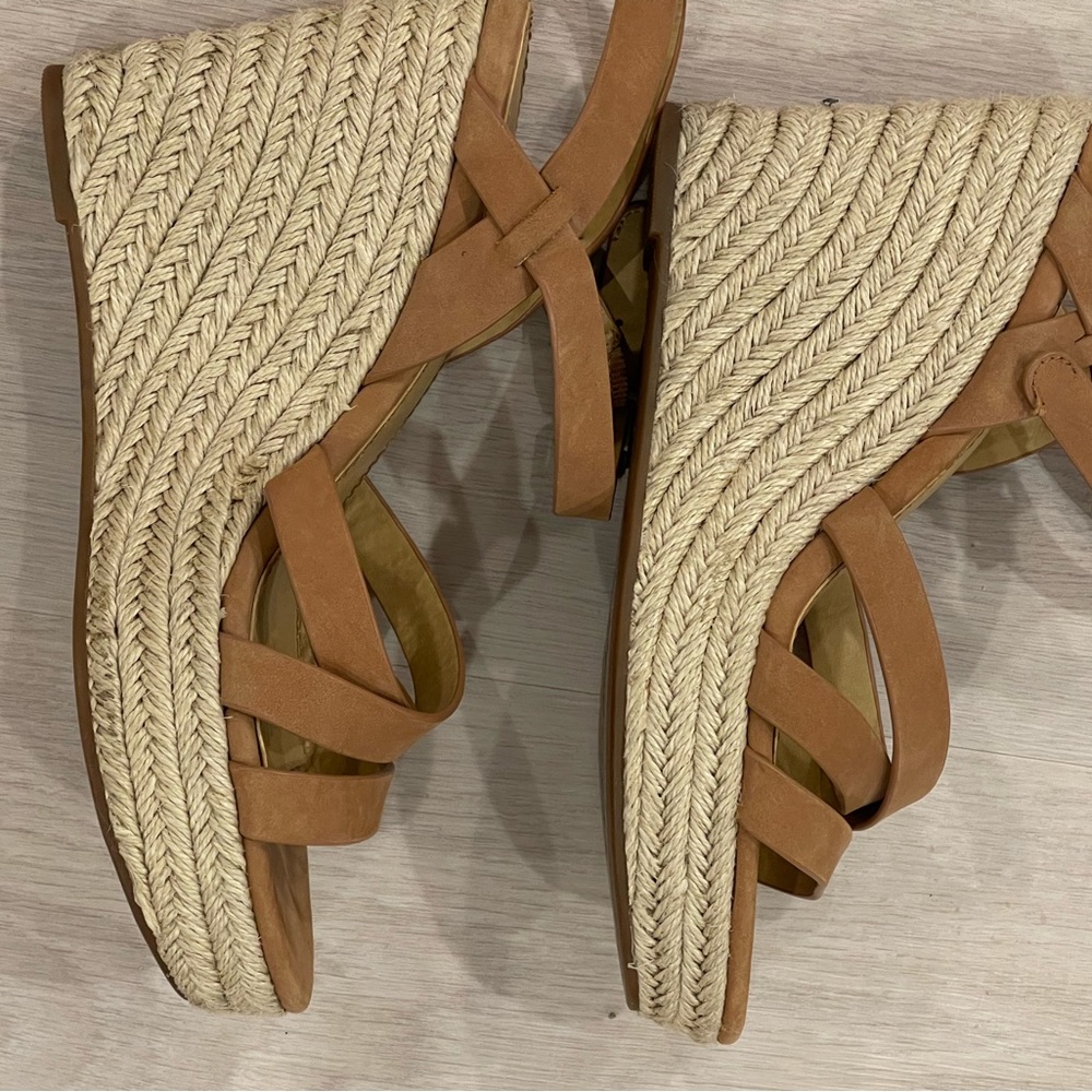 Splendid Platform Leather Wedge